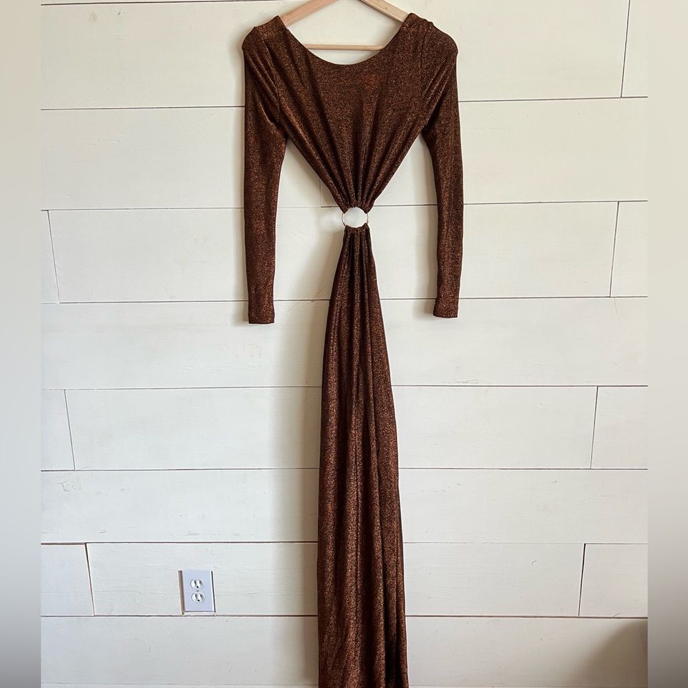 MESHKI Christina Brown Gold Backless Long Sleeve Maxi Wrap Dress| Blogge… - Picture 6 of 10